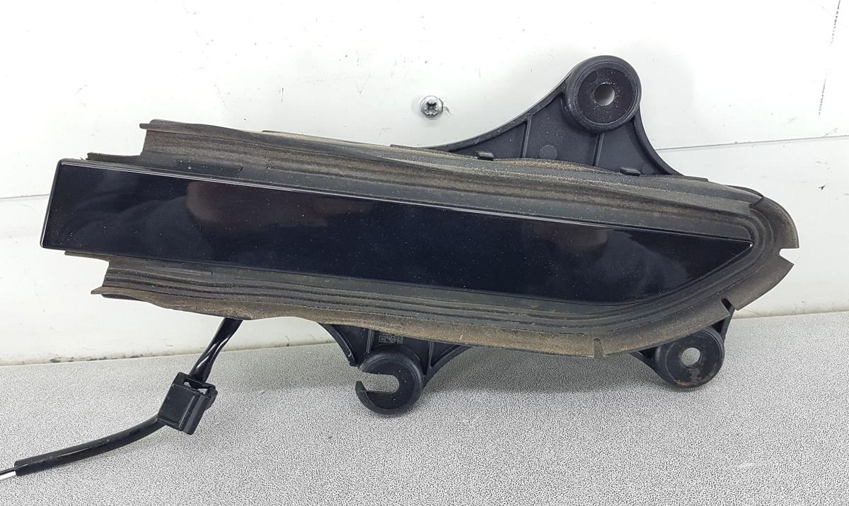 Tesla Model X T&uuml;rgriff hinten links in schwarz Bj2022 Model ab Bj2021 Taster