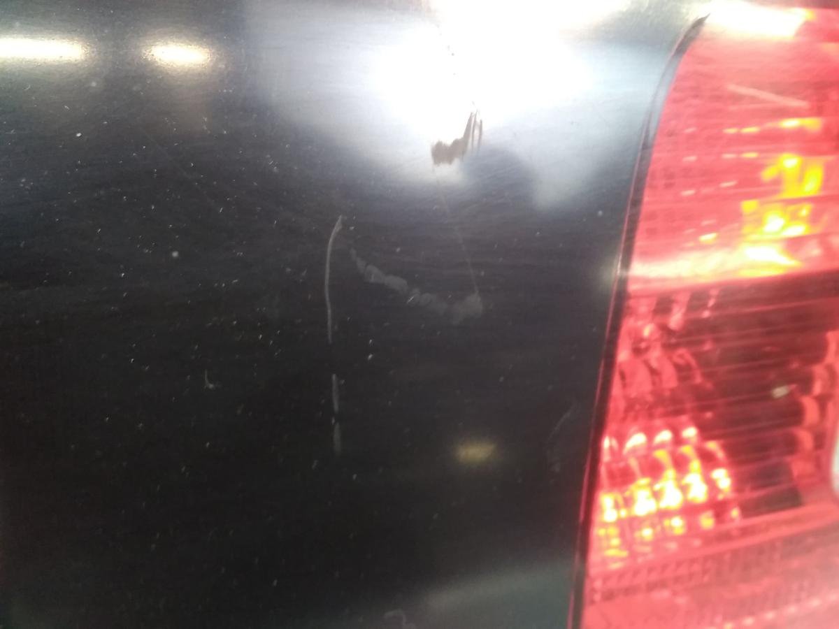 Volvo V40 Kombi original Heckblende Leuchtenband Heckklappe BJ2001 Facelift