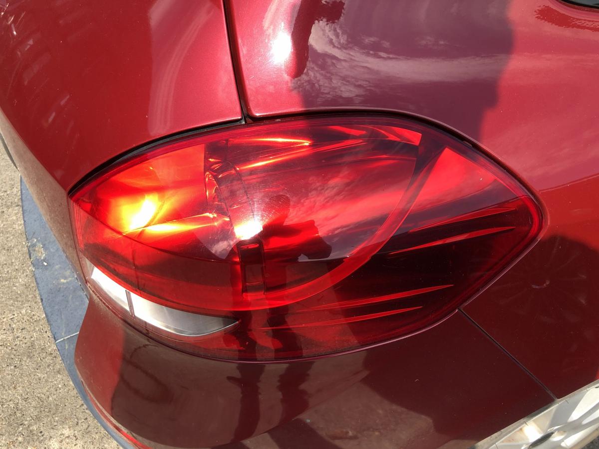 Renault Clio 3 III Grandtour R&uuml;ckleuchte rechts R&uuml;cklicht Heckleuchte Kombi