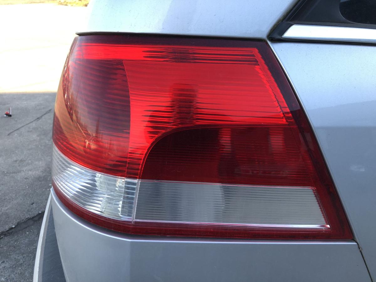 Opel Vectra C Caravan bis05 R&uuml;ckleuchte au&szlig;en rechts Ecke Heckleuchte Kombi