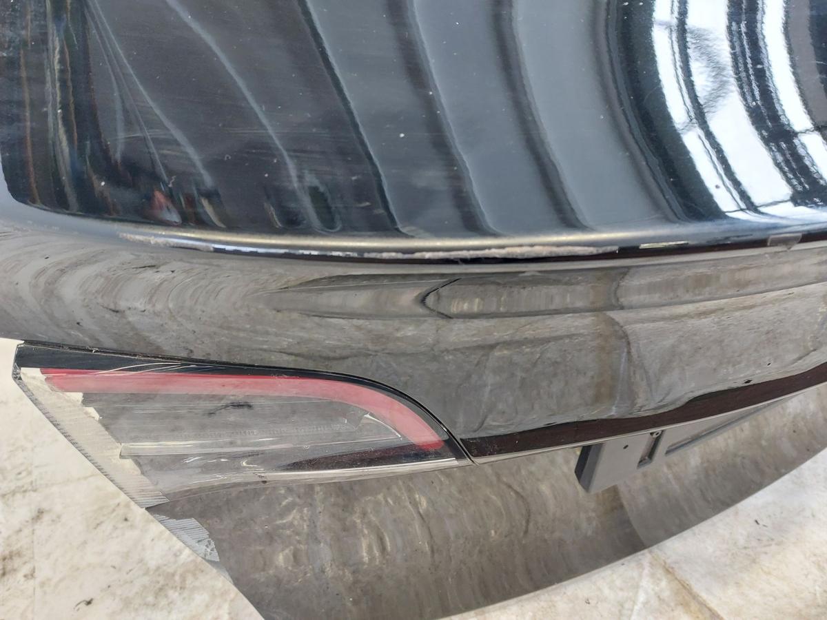 Tesla Model Y Heckklappe Heckdeckel Kofferklappe Heckscheibe PBSB Sierra Black