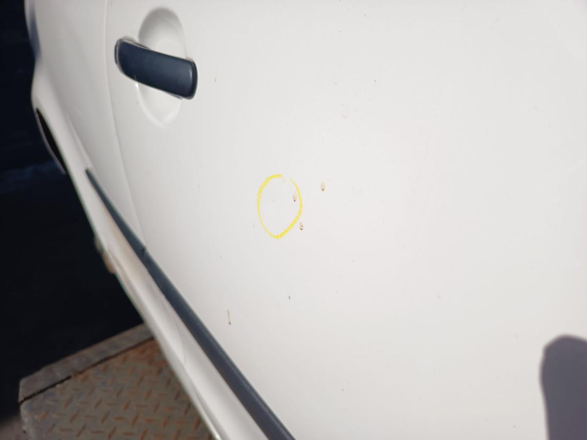 VW Polo 9N3 original T&uuml;r rechts Beifahrer 3t&uuml;rer B9A Candywei&szlig; Bj 2009