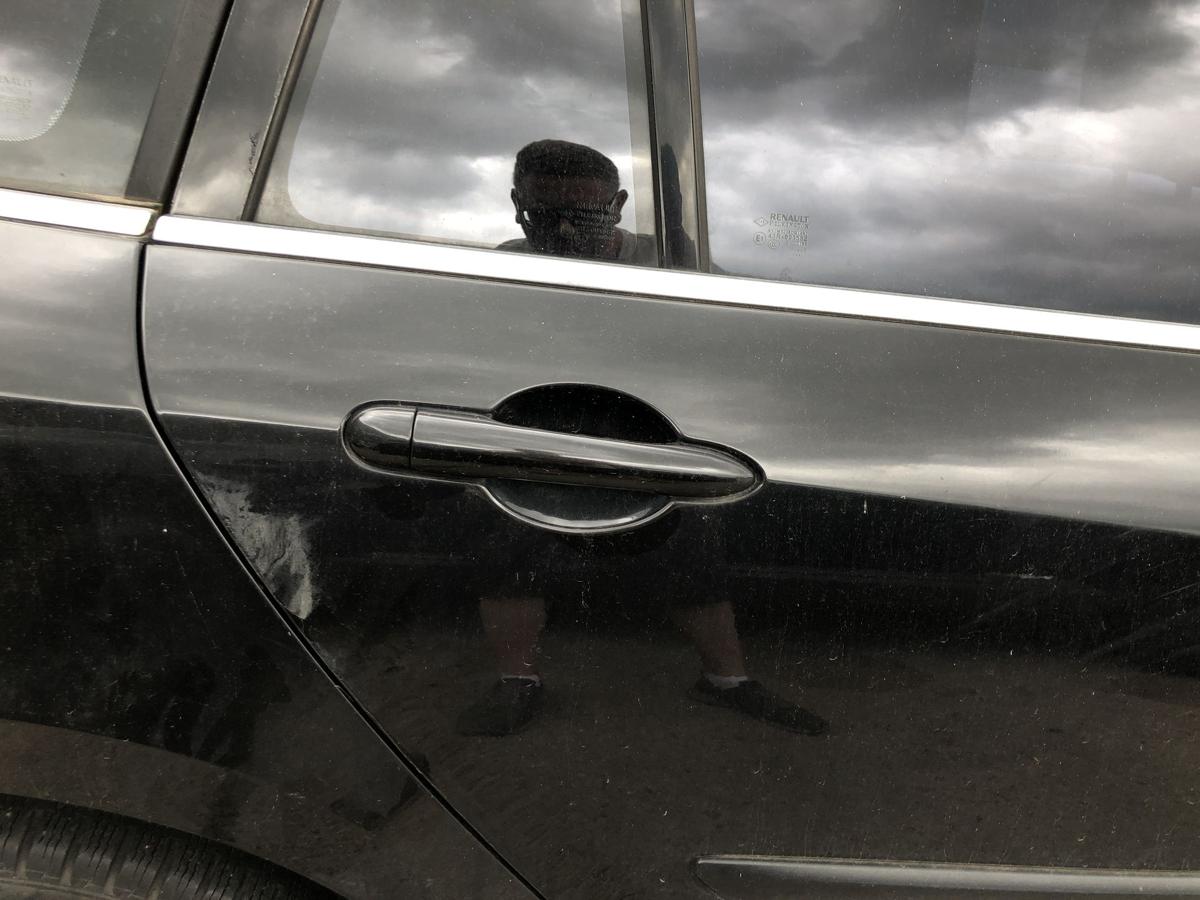 Renault Laguna III 3 T&uuml;r hinten rechts Fondt&uuml;r im Rohbau NV676 Black Noir Nacre
