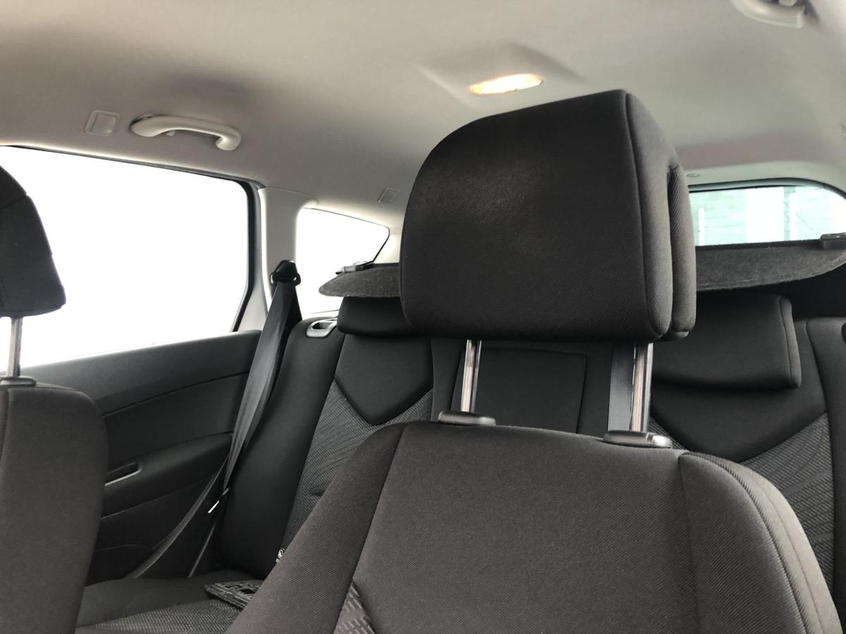 Peugeot 308 SW 4E 4H Sitz vorn links Fahrersitz mit Heizung Autositz Stoffsitz