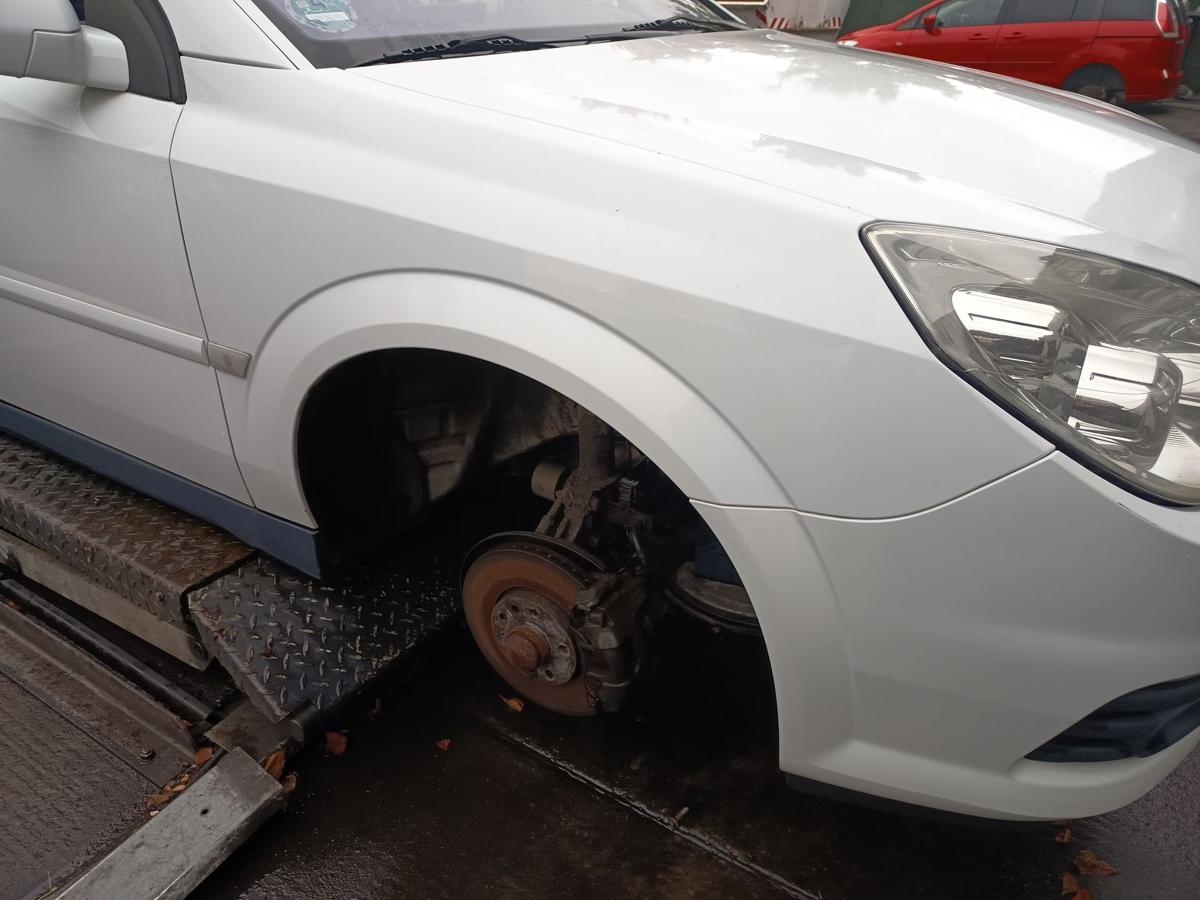 Opel Vectra C Caravan orig Kotflügel rechts Z474 Weiß Facelift ab 2005