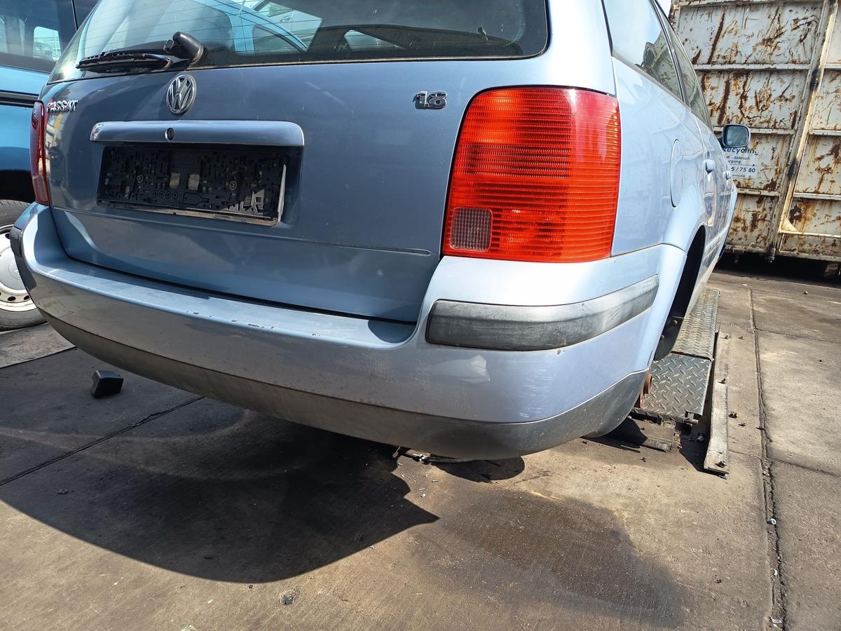 VW Passat Variant 3B orig Sto&szlig;stange hinten Sto&szlig;f&auml;nger LL5Y Blau bis Bj 2000