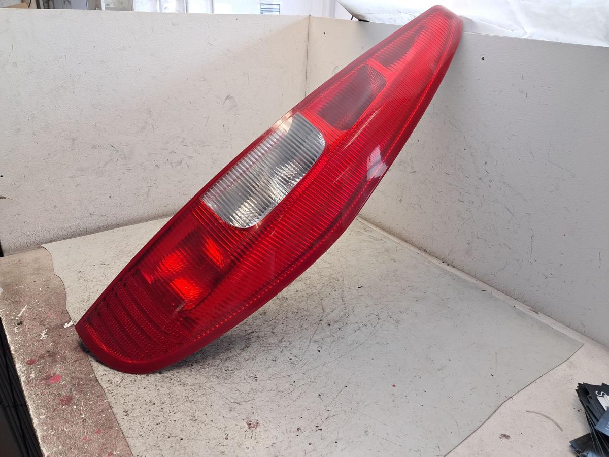 Mitsubishi Colt Z30 5-t&uuml;rig original R&uuml;ckleuchte Schlussleuchte rechts BJ2006