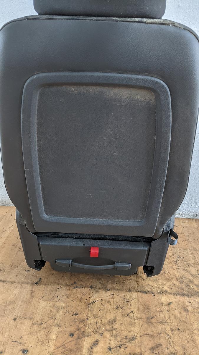 VW Touran 1T Sitz hinten Mitte 2 Reihe 1T0883064G BJ09