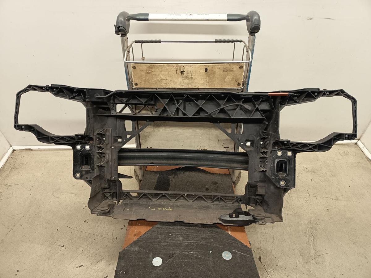 Seat Ibiza 6J Kombi orig Schlosstr&auml;ger Frontverkleidung 1.2l 55kW Benzin Bj 2011