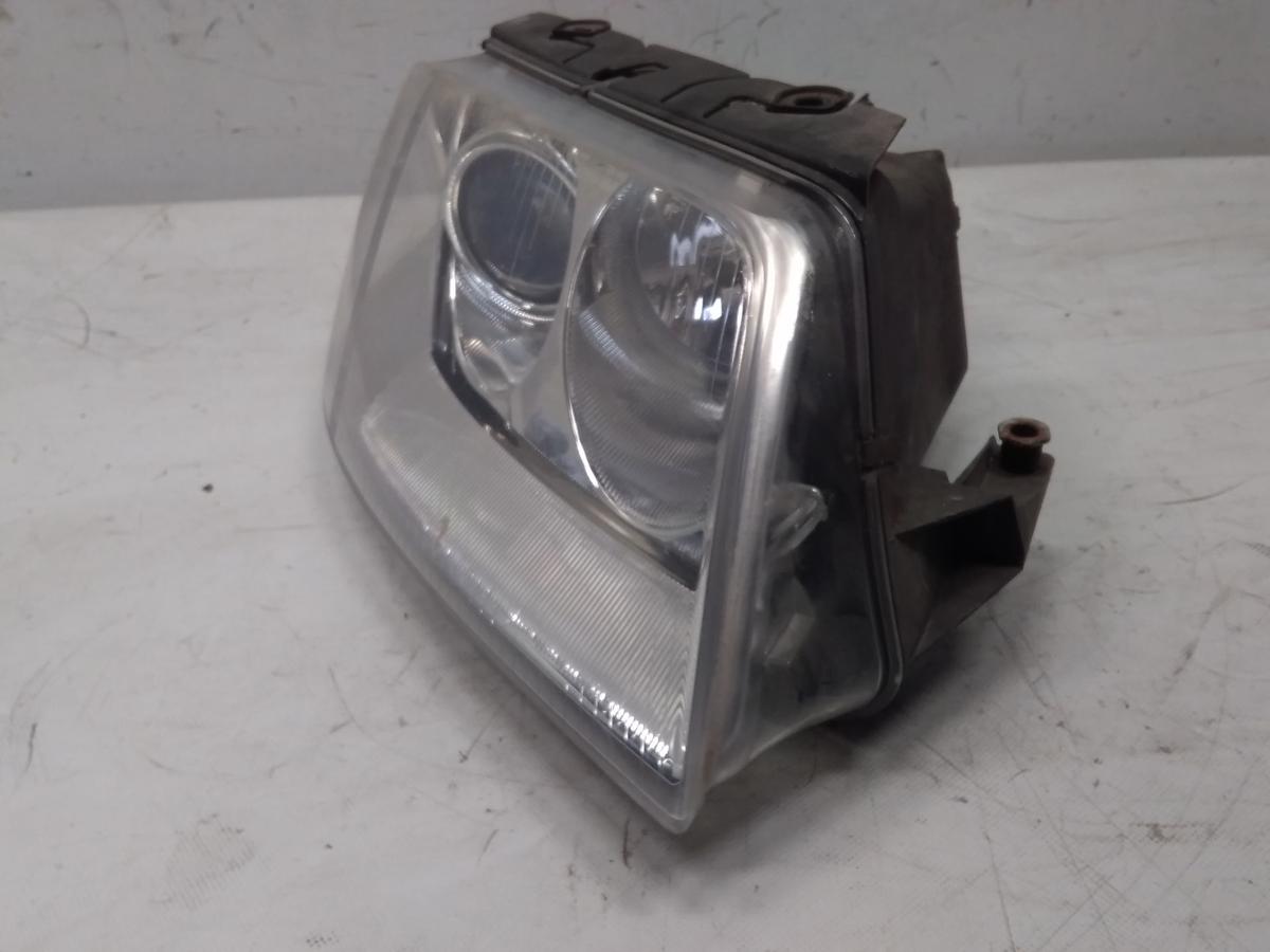 VW Passat 3BG original Scheinwerfer rechts Hella Halogen mit LWR BJ2004