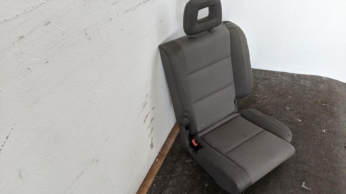 Audi A2 8Z Einzelsitz Sitz hinten links Stoff