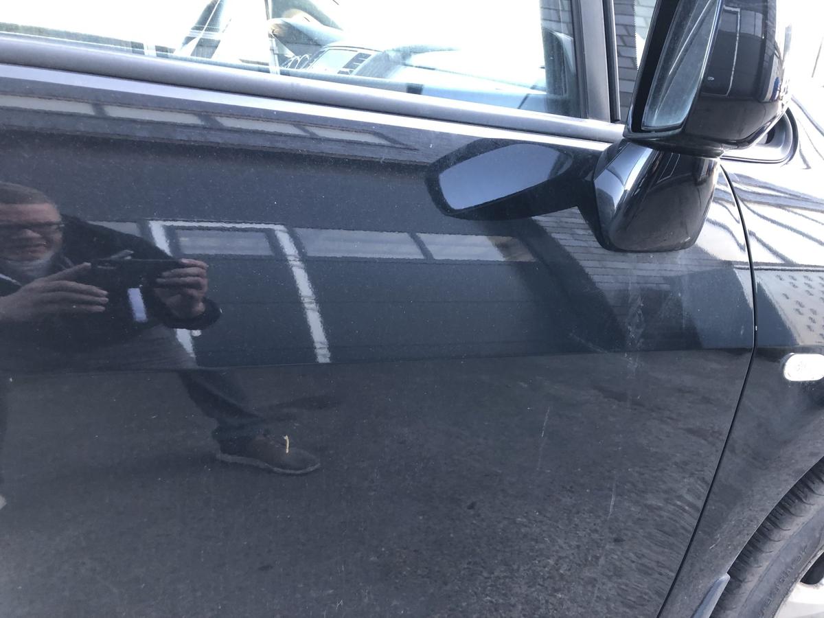 Nissan Tiida C11 T&uuml;r vorn rechts Beifahrert&uuml;r im Rohbau KH3 Superblack