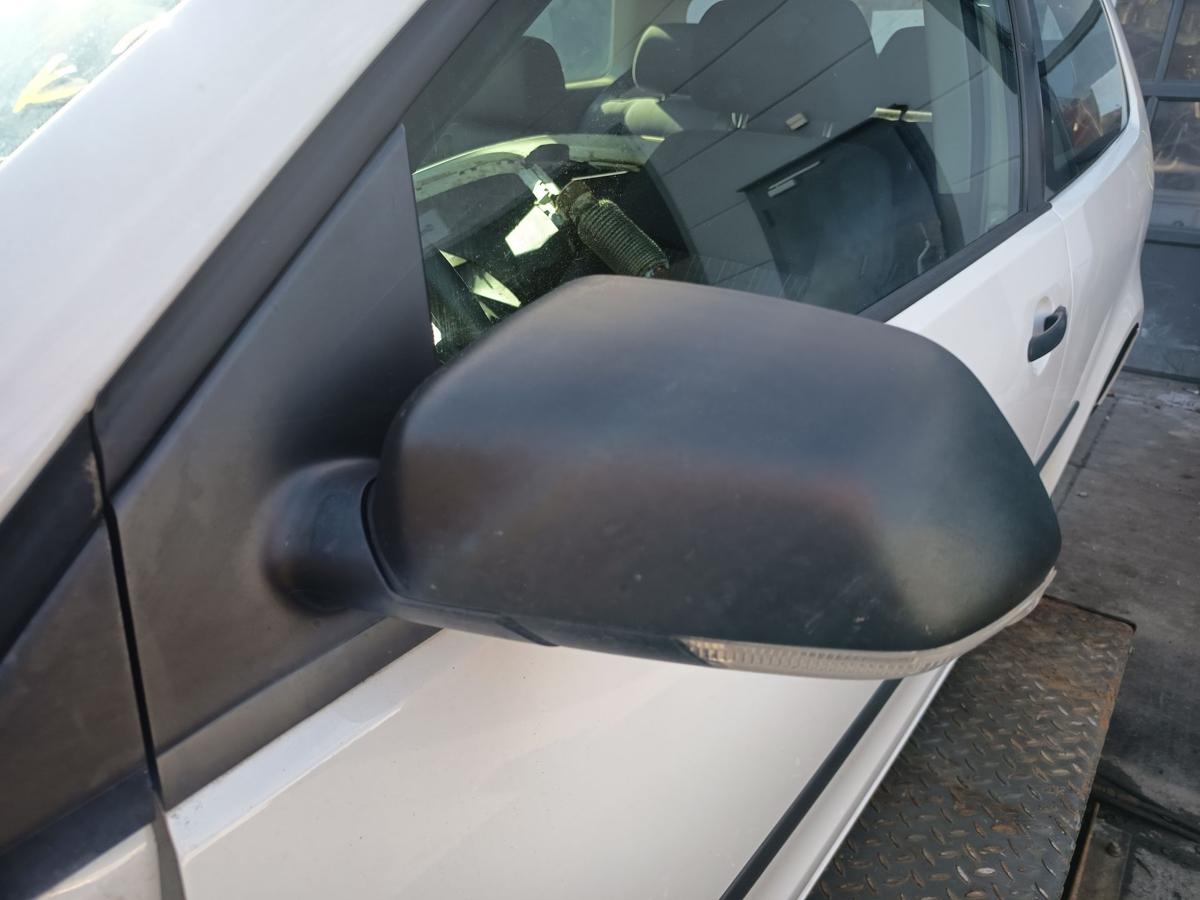 VW Polo 9N3 original Aussenspiegel links manuell unlackiert Bj 2009