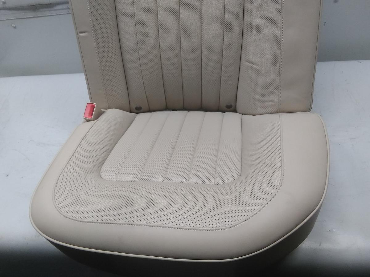 VW Phaeton GP3 Sitz hinten links mit Massagefunktion Leder beige Bj.2010