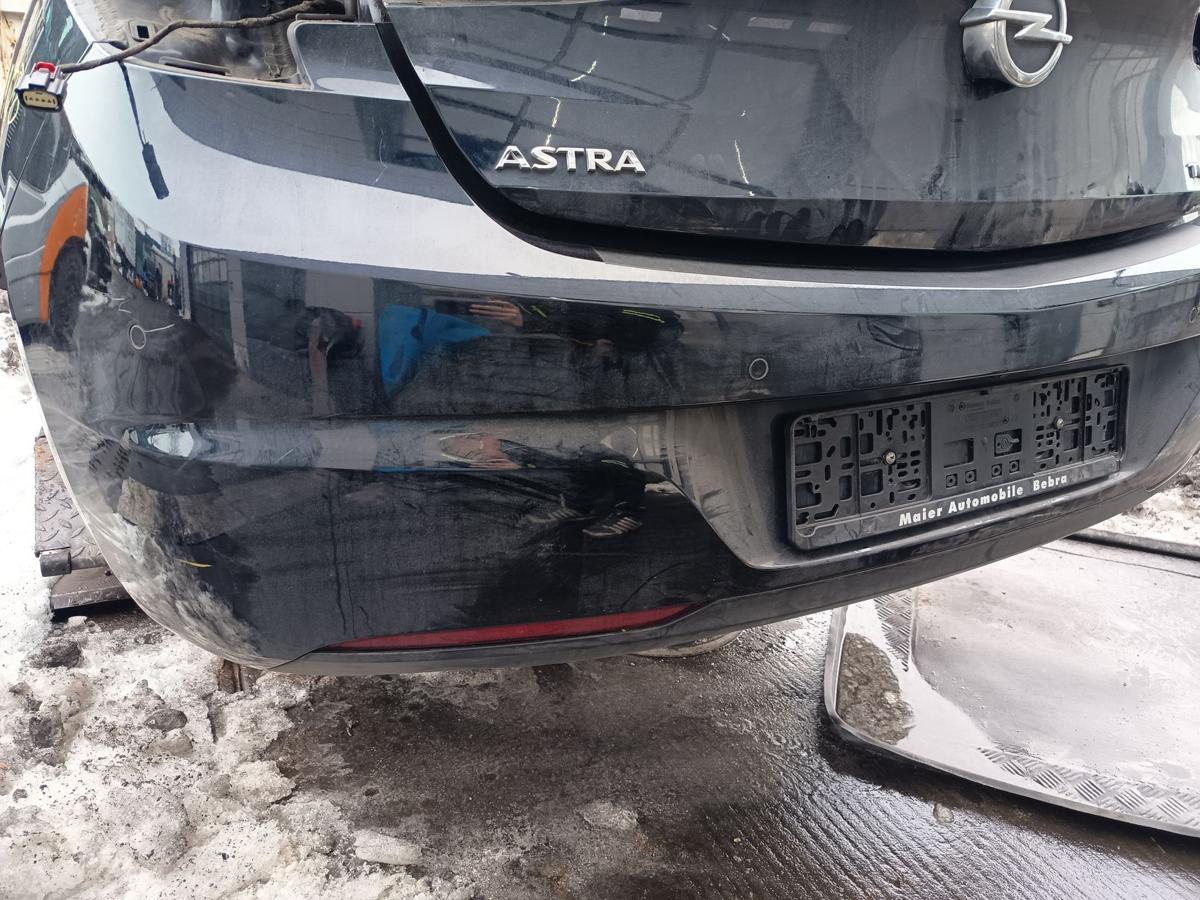 Opel Astra K Schr&auml;gheck orig Sto&szlig;stange hinten PDC Z22X Blau vor Facelift Bj 18