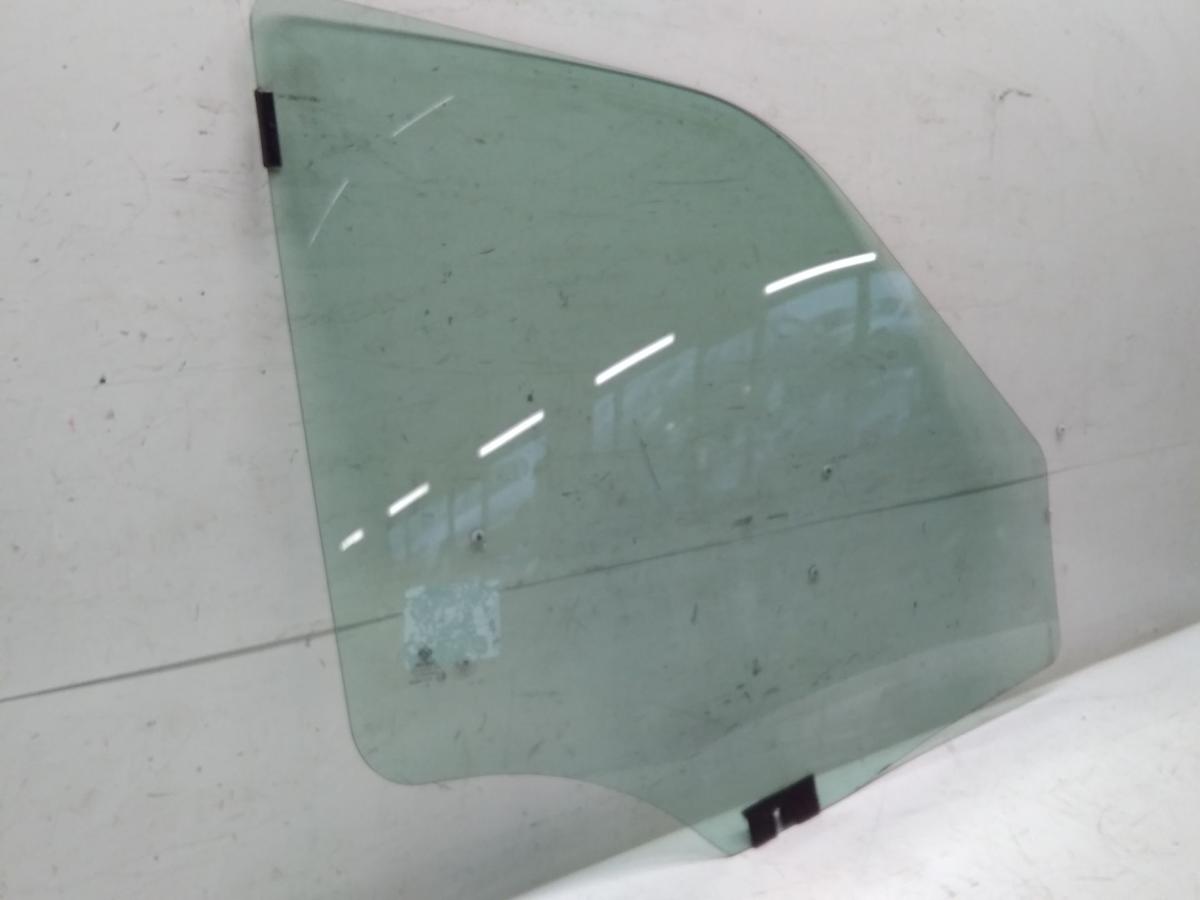 Opel Combo D T&uuml;rscheibe vorn links gr&uuml;ncolor Bj.2014