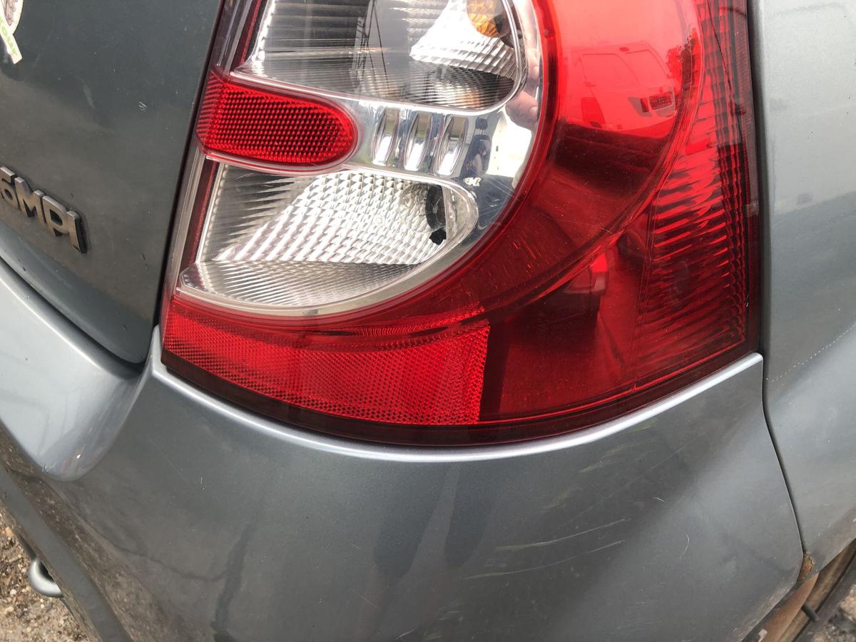 Dacia Sandero BS0 R&uuml;ckleuchte rechts R&uuml;cklicht Heckleuchte OEM
