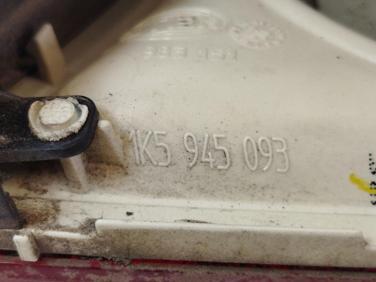 VW Jetta 1K R&uuml;ckleuchte innen links R&uuml;cklicht Heckleuchte Innenteil Heckklappe