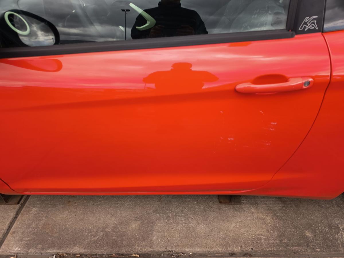 Ford KA RU8 original T&uuml;r links Fahrer Sunriserot Bj 2010