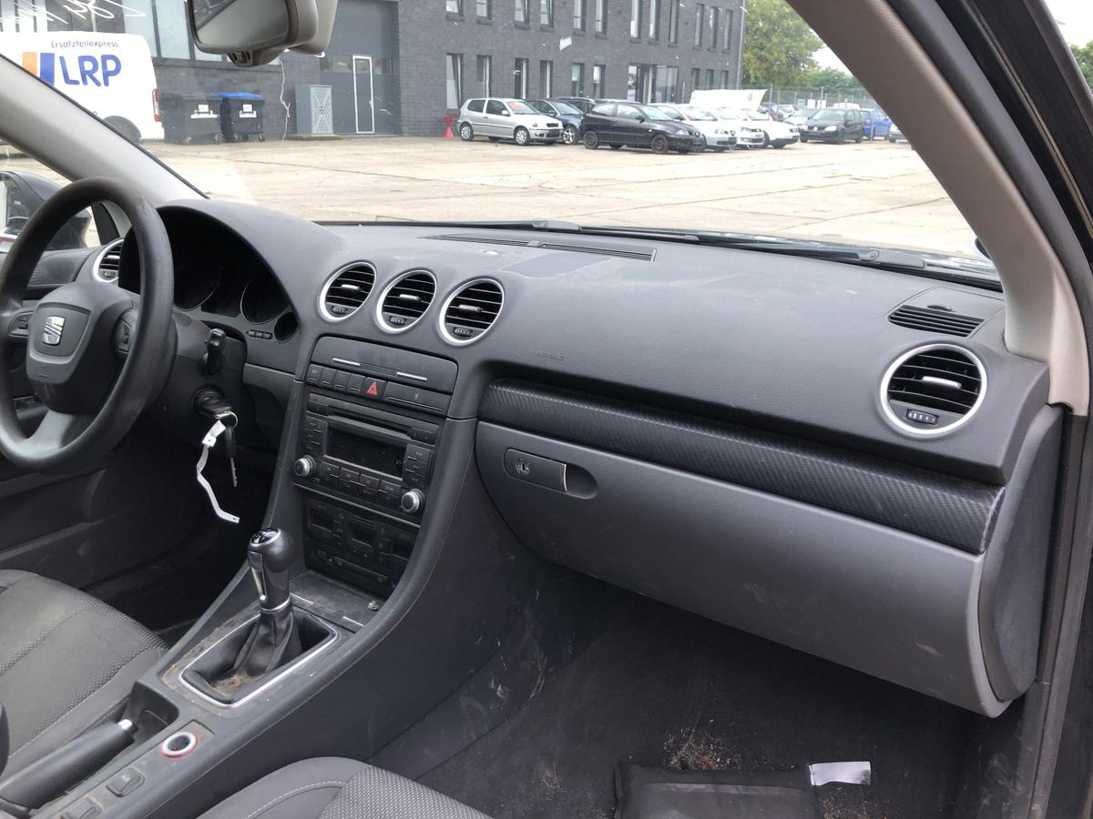 Seat Exeo ST 3R Armaturenbrett Lenkrad SRS Sicherheitsgurte vorn Unfallpaket