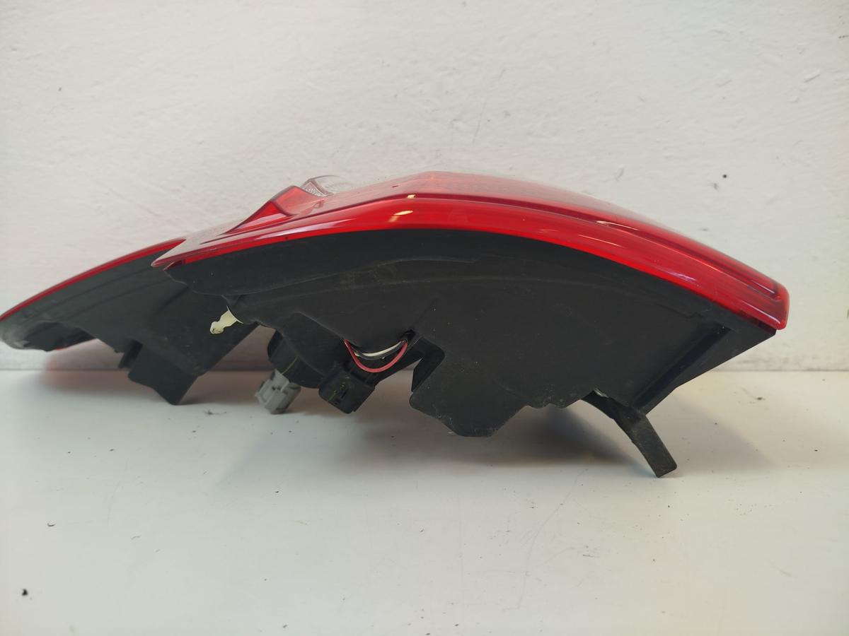 Nissan Qashqai J11 R&uuml;ckleuchte links au&szlig;en Heckleuchte Au&szlig;enecke bis 2017