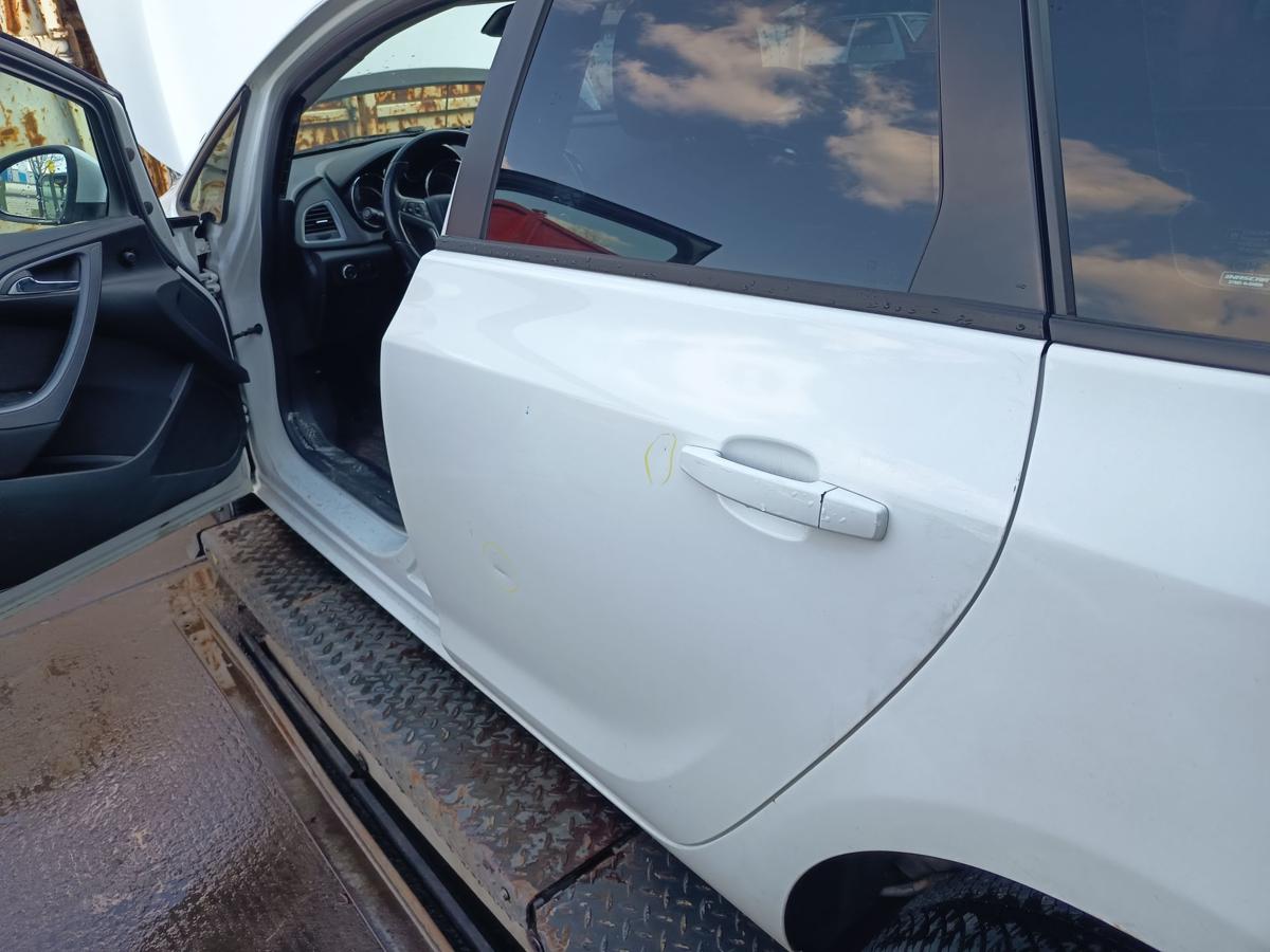 Opel Astra J Sports Tourer original T&uuml;r hinten links Fond Z40R Schneewei&szlig; Bj2013