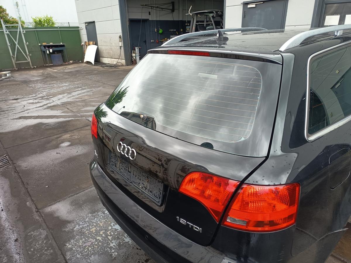 Audi A4 8E B7 Avant original Heckklappe mit Scheibe Z9Y Phantomschwarz Bj 07