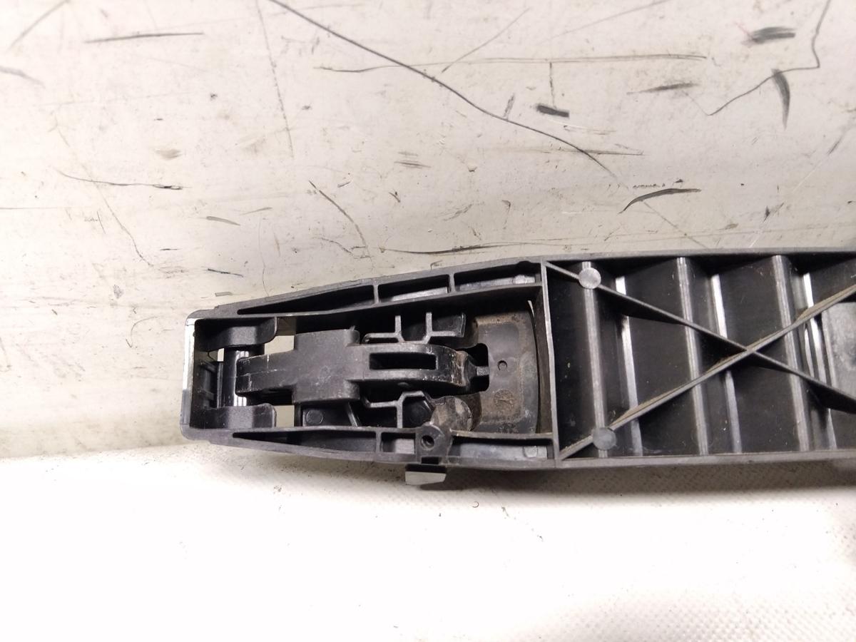 Mercedes Benz Vito 447 original T&uuml;rgriff T&uuml;rau&szlig;engriff vorn rechts Bj.2014