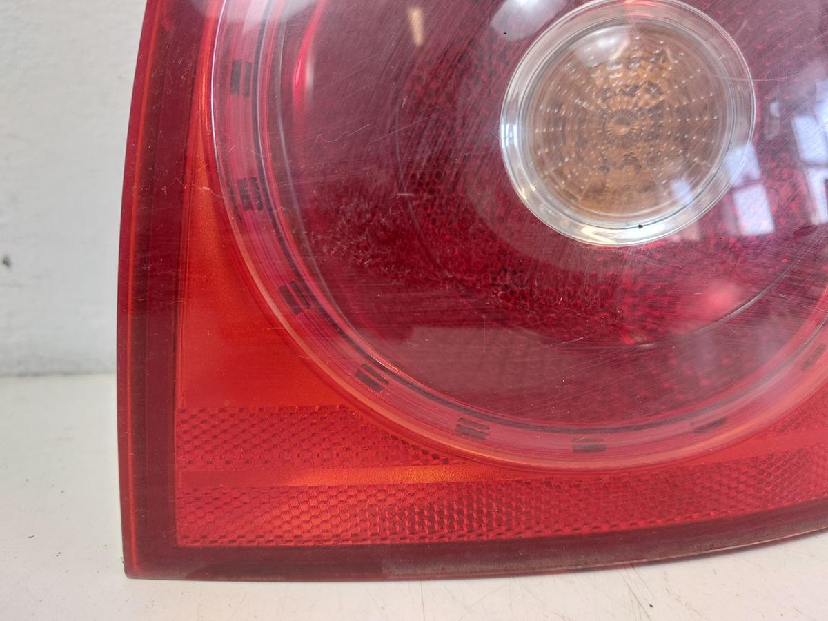 VW Golf V 5 R&uuml;ckleuchte Schlussleuchte R&uuml;cklicht hinten aussen rechts 3/5 T&uuml;rer