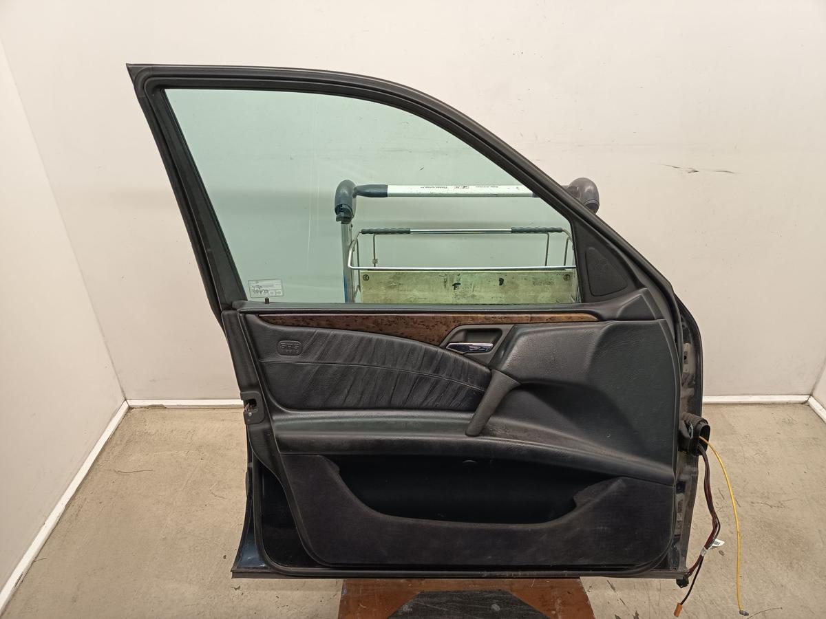 Mercedes E-Klasse S210 original T&uuml;r vorne links 189 Smaragdschwarz Baujahr 1998