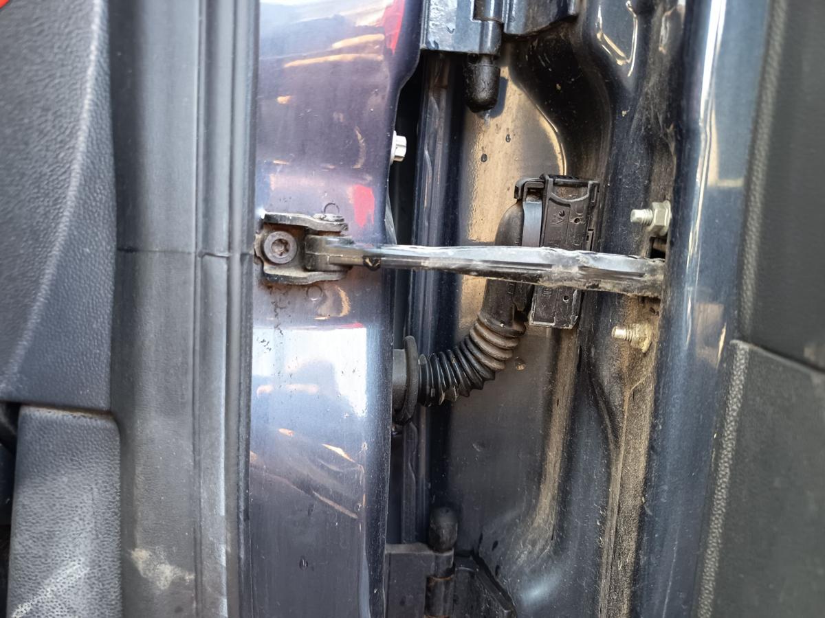 Opel Astra H original T&uuml;r vorn rechts Beifahrer Z168 Metroblau Bj 2006