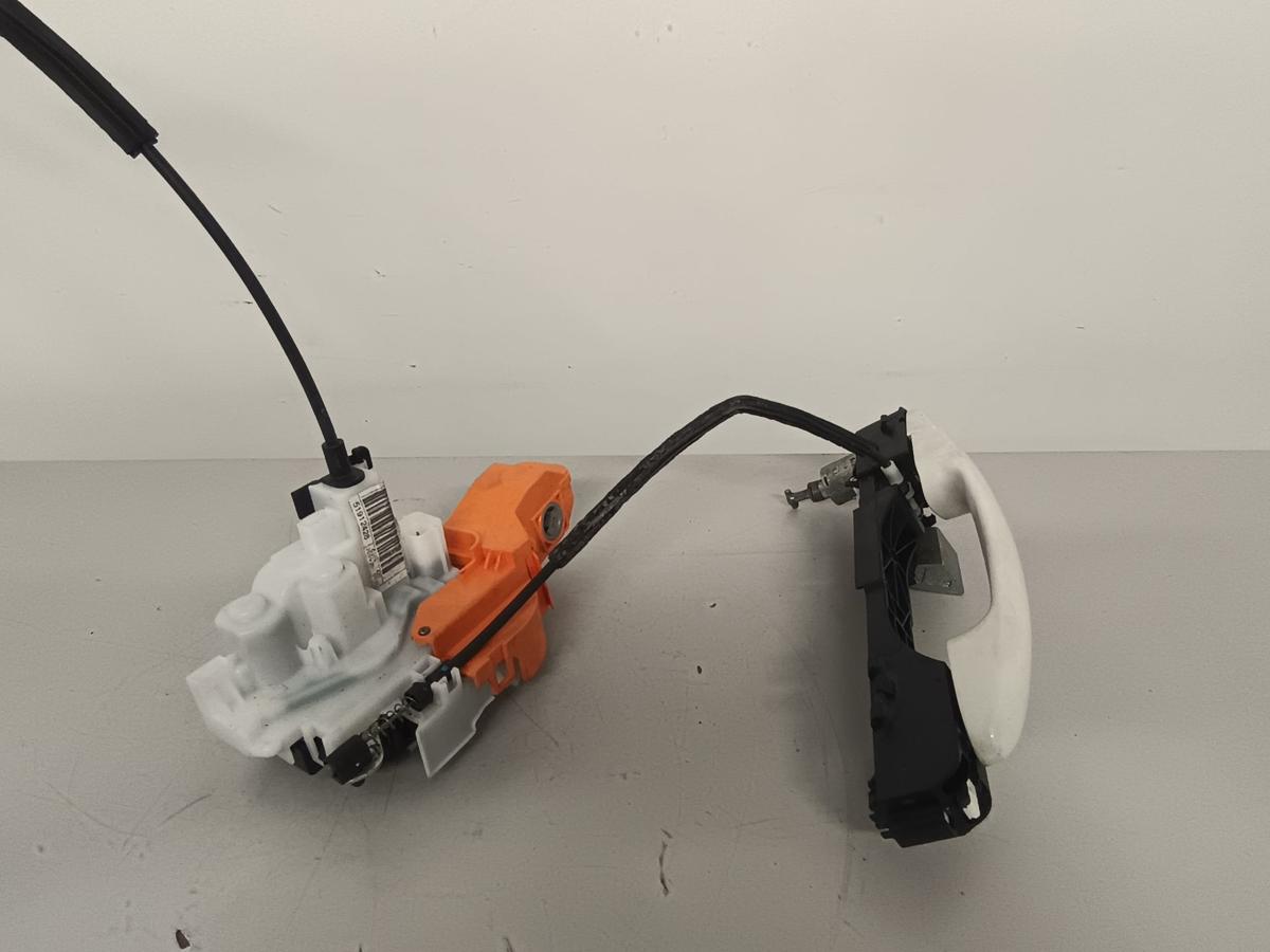 Ford KA RU8 Bj 2010 original Türschloss vorn links mit Außengriff Crystal Weiß