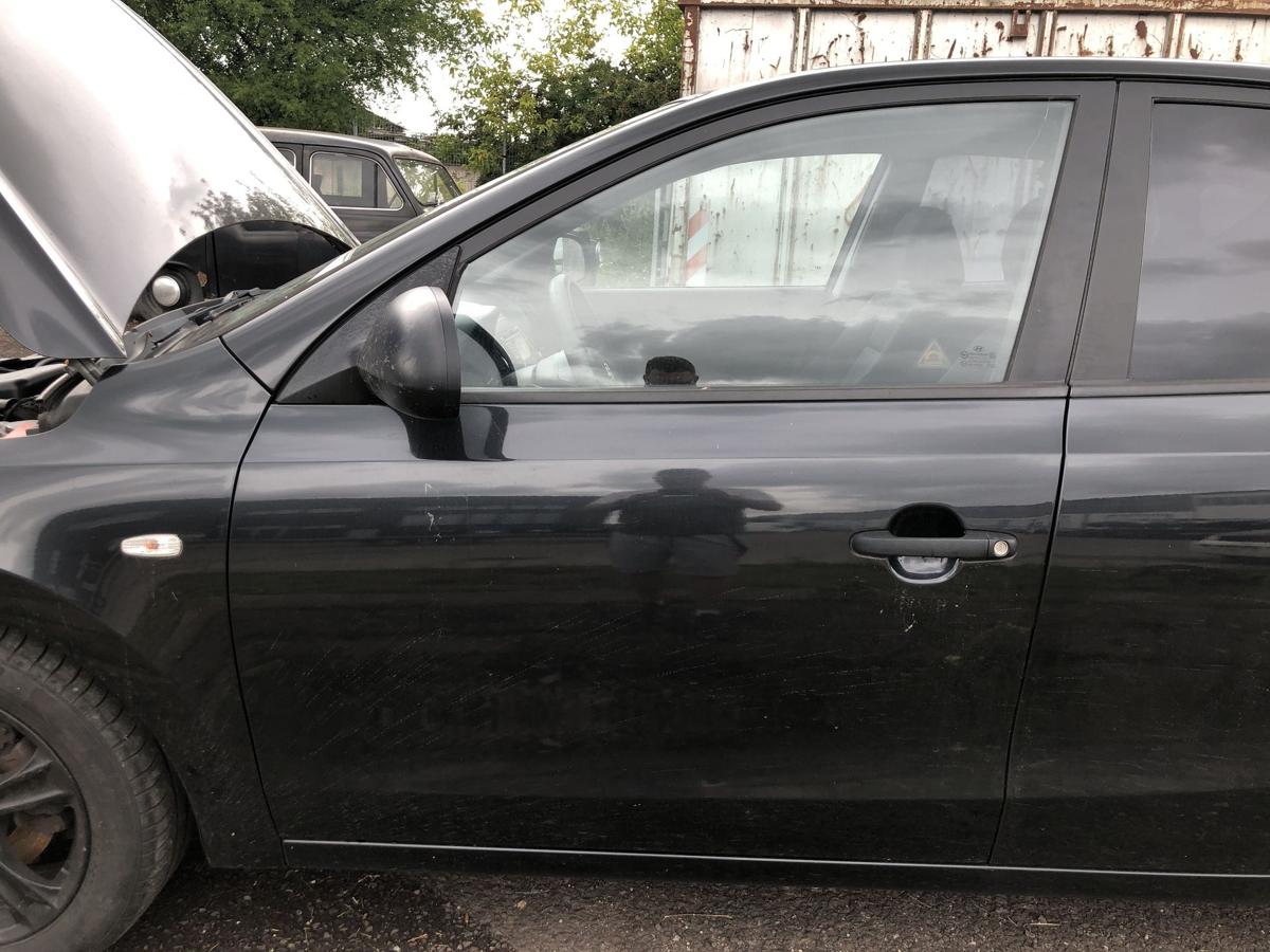 Hyundai i30 FD Tür vorn links Fahrertür im Rohbau 9F Stone Black Perl