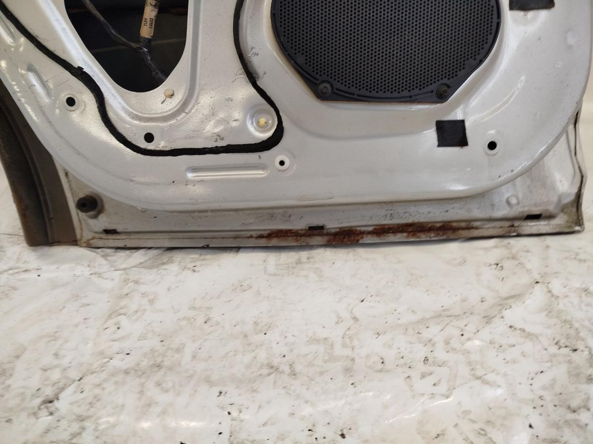 Mazda Tribute EP Tür hinten links Rohbau silbergrau Rost Falz unten 01 bis 04