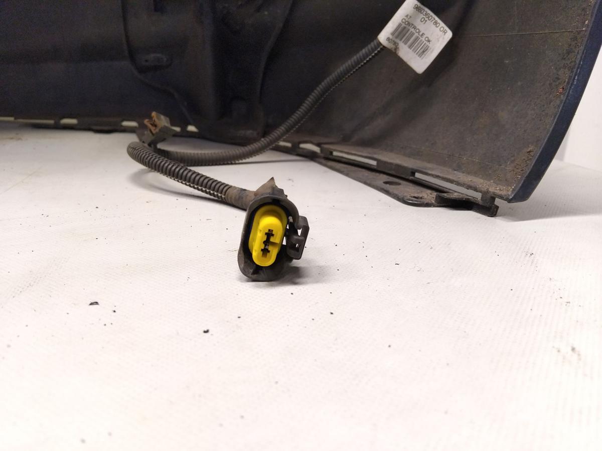 Peugeot 207 SW original Sto&szlig;f&auml;nger Sto&szlig;stange vorn mit M&auml;ngeln Bj.2009