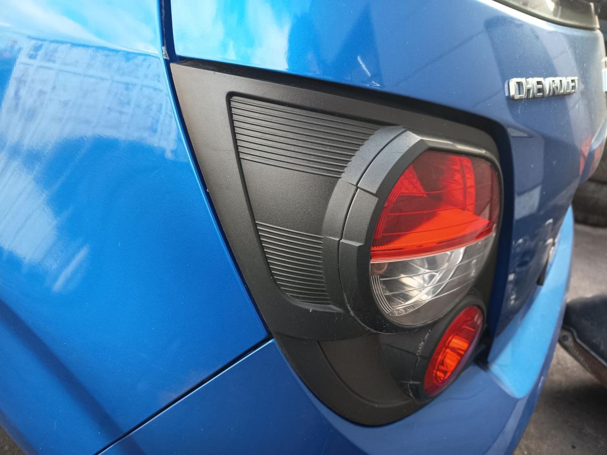 Chevrolet Aveo T300 ab 2011 original Heck-Rück-Schlussleuchte links Fahrer