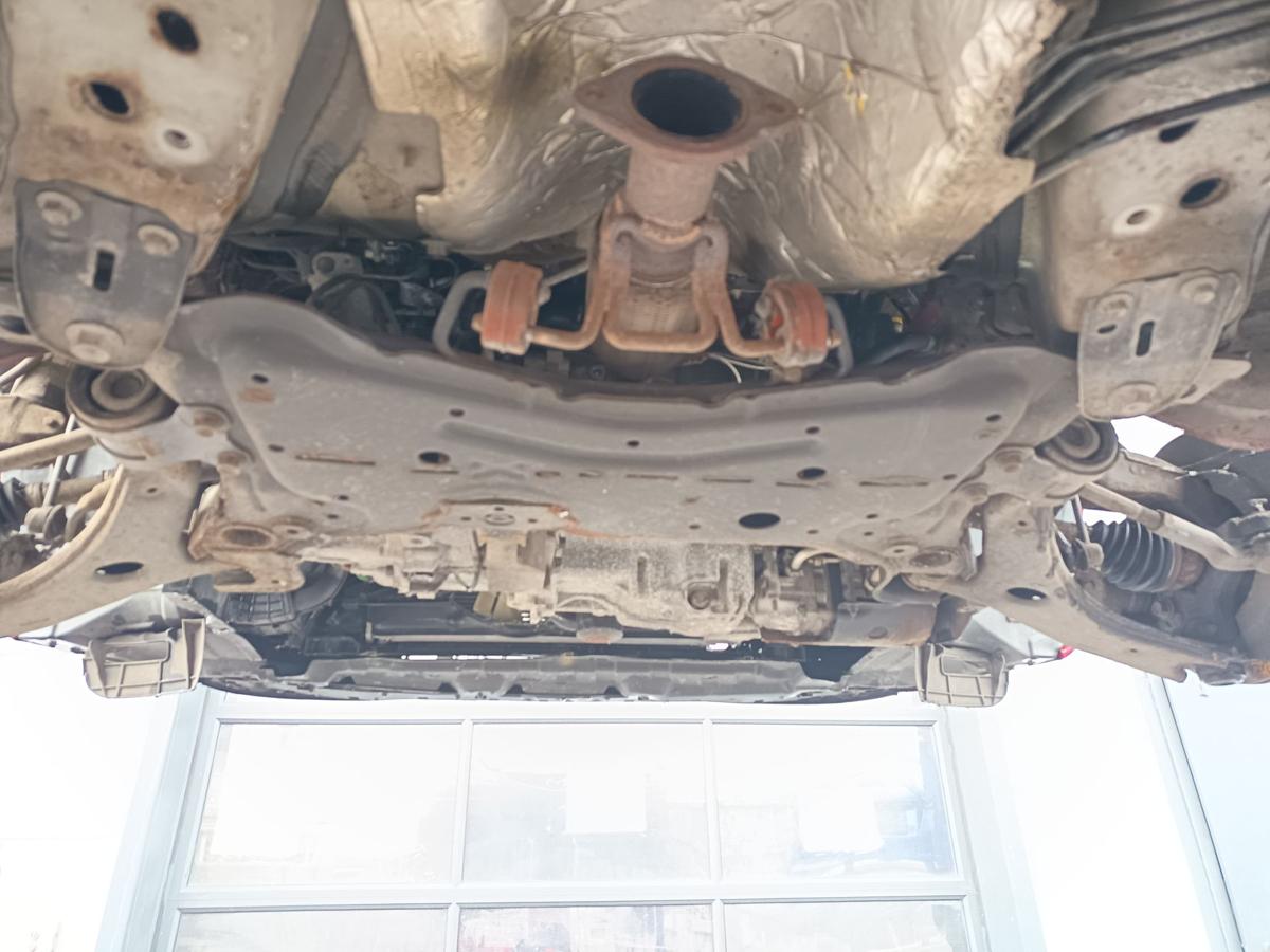 Mazda 5 CR orig Vorderachsträger Aggregateträger 2,0l 107kW rot Bj 2009 Mazda 5 CR orig Vorderachsträger Aggregateträger 2,0l 107kW rot Bj 2009