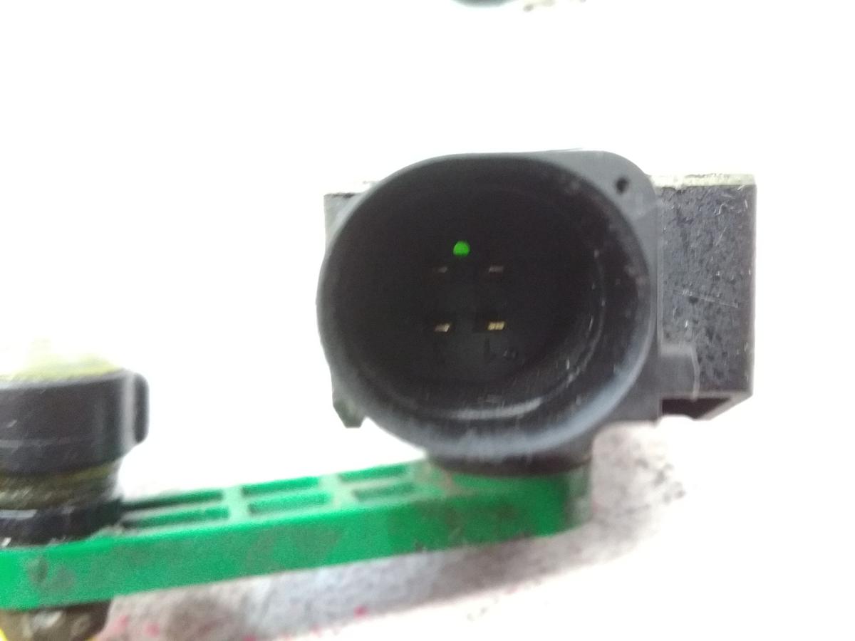 Audi A6 4F original Niveausensor Höhenstandsensor Hinterachse links Bj.2008