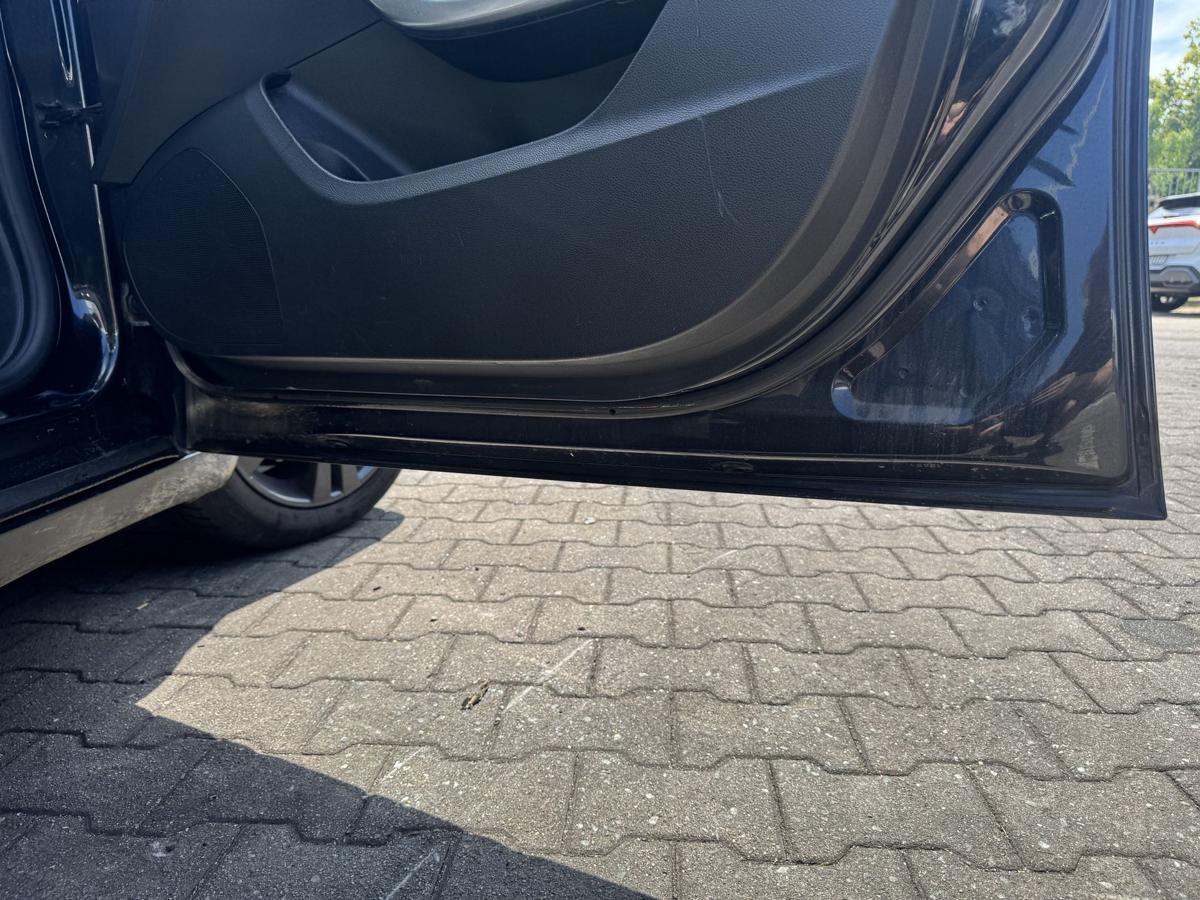 Opel Insignia A original T&uuml;r vorn rechts GAR Graphitschwarz Rohbau Bj.2011