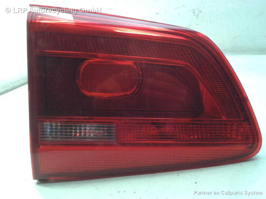 VW Touran 1T3 BJ2011 Rückleuchte Schlussleuchte innen links 1T0945093 Hella