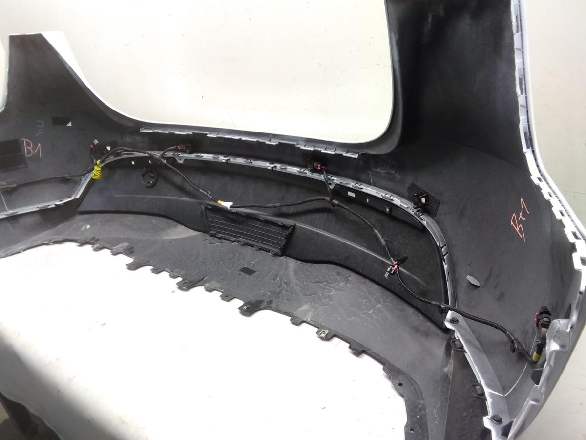 Tesla Model Y original Sto&szlig;f&auml;nger Sto&szlig;stange hinten mit PDC kleine M&auml;ngel Bj2023