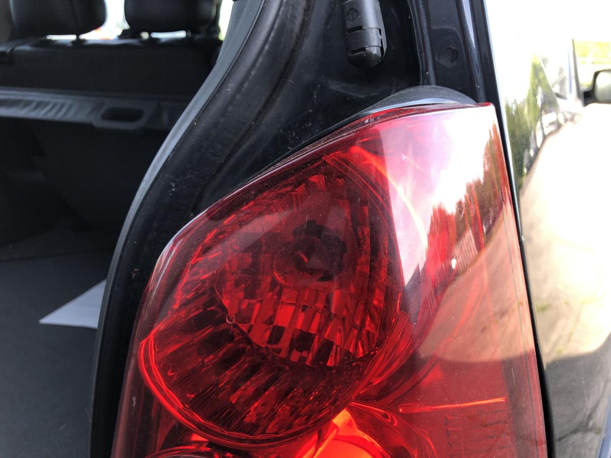 Mazda Tribute EP ab 2004 Rücklicht rechts Rückleuchte Heckleuchte Facelift