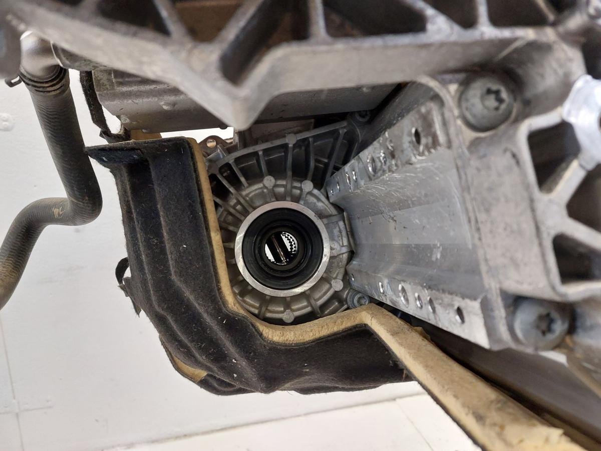 NIO ET7 Elektro Elektromotor Vorderachsmotor Antriebsmotor Hochvolt