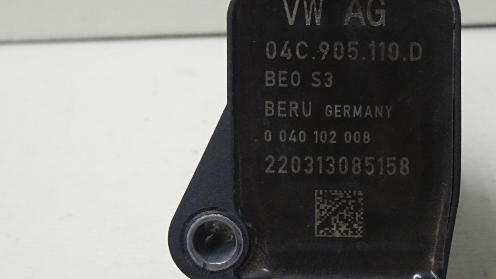 VW UP Bj2013 Zündspule Kerzenspule 1,0 44KW CHYA 04C905110D 0040102008