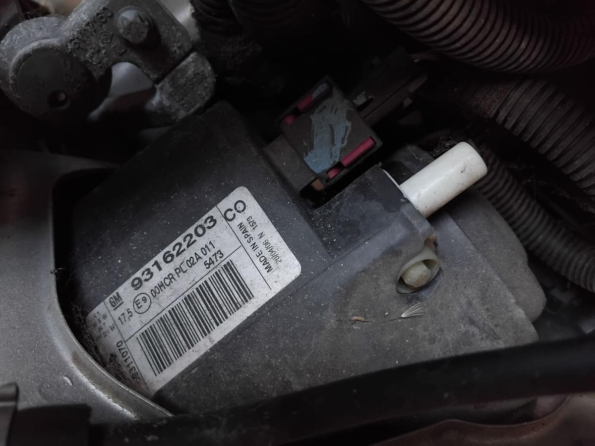 Opel Tigra TwinTop original Scheinwerfer vorn links Valeo Halogen mit LWR BJ2006