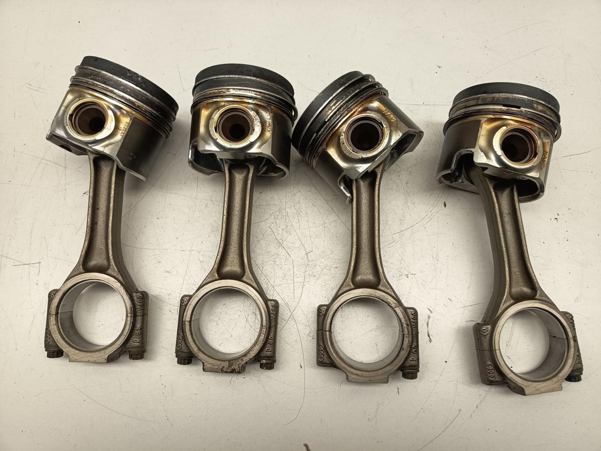 VW Passat 3C original Kolben Satz Kolben 2.0l 103kW Diesel BMP Baujahr 2005