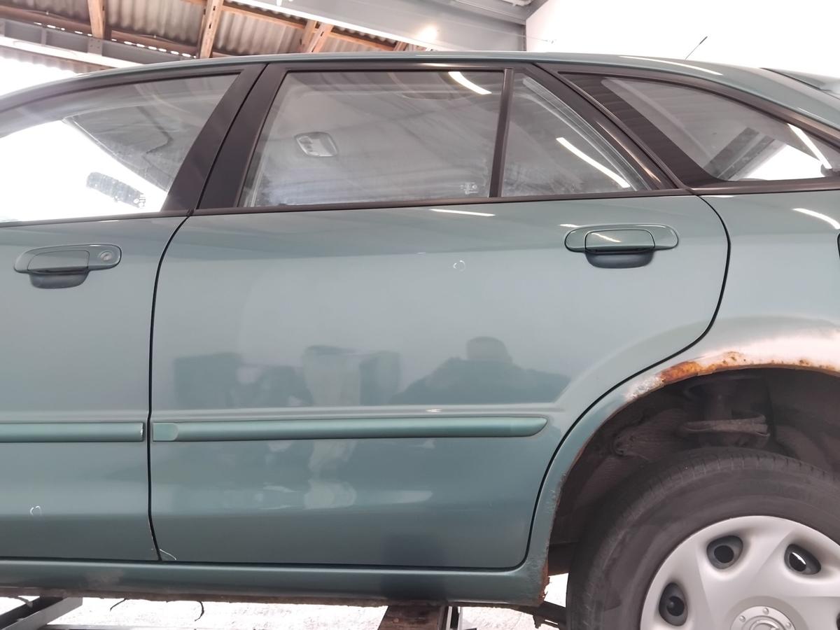 Mazda 323 F BJ T&uuml;r hinten links 23G orient green pearl 5-t&uuml;rig Flie&szlig;heck BJ2001