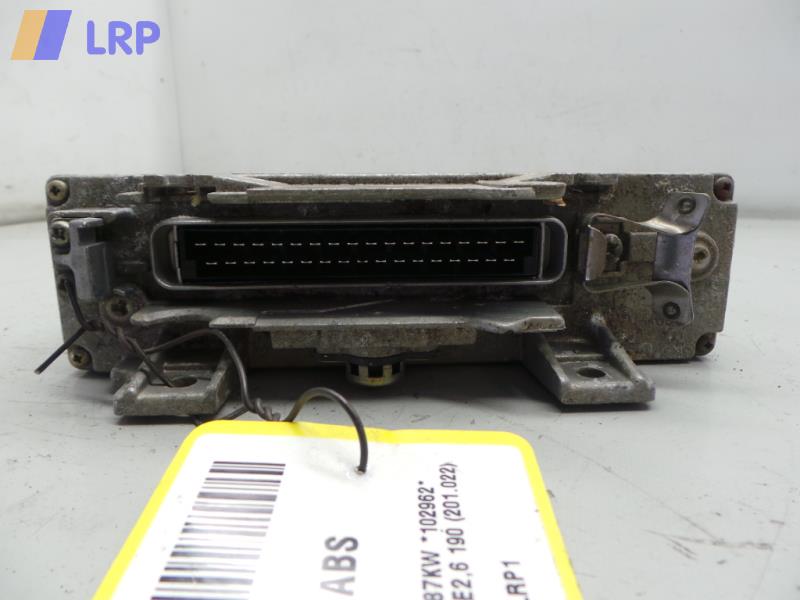 Mercedes W201 Steuergerät ABS 0055452132 0265101018 BOSCH BJ1989