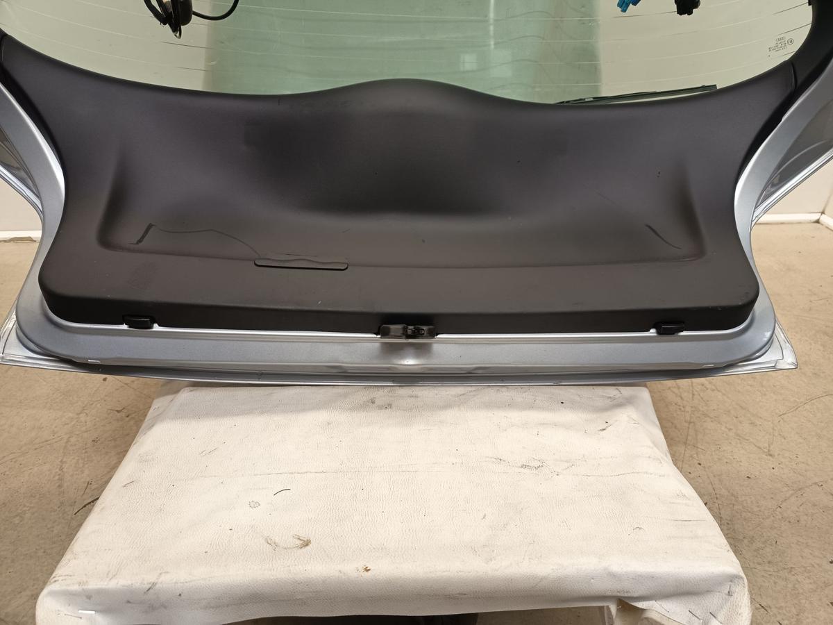 Audi A3 8L original Heckklappe mit Scheibe Y7M Aluminiumsilber Bj 2000