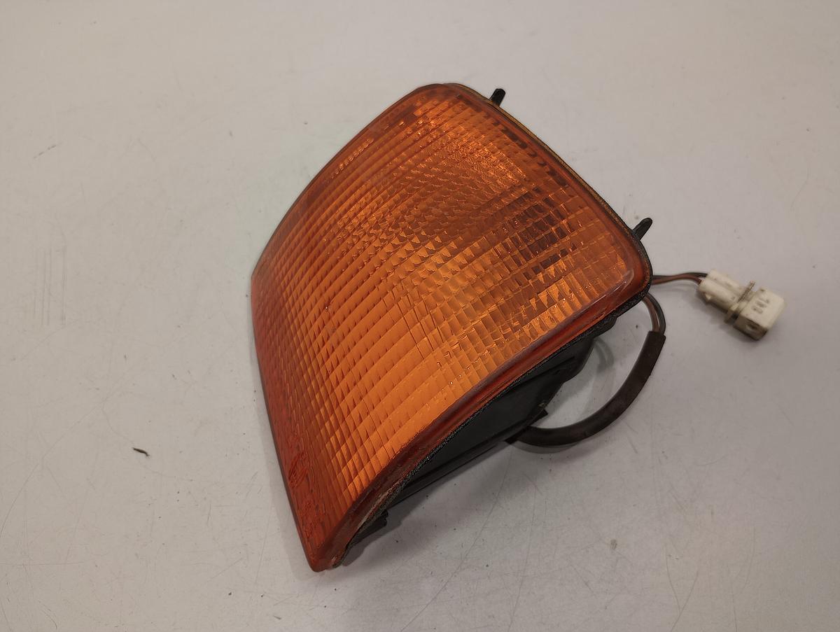 VW Passat 35i orig Blinker links orange Bj 1991